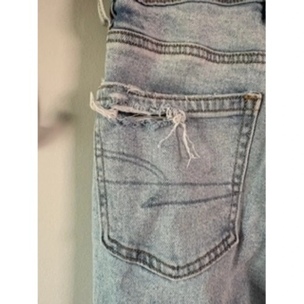 American Eagle Strigid Jeans Women's Size 0 Short Blue Distressed High Rise
